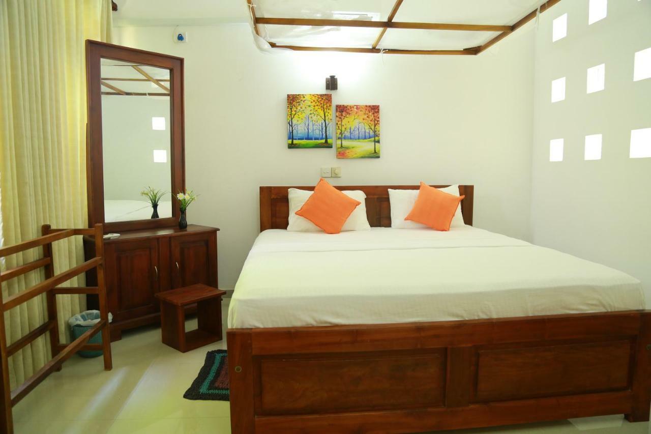 Residence Chanty Hikkaduwa Exterior foto